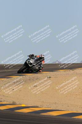 media/Oct-07-2023-CVMA (Sat) [[f84d08e330]]/Race 13 500 Supersport-350 Supersport/